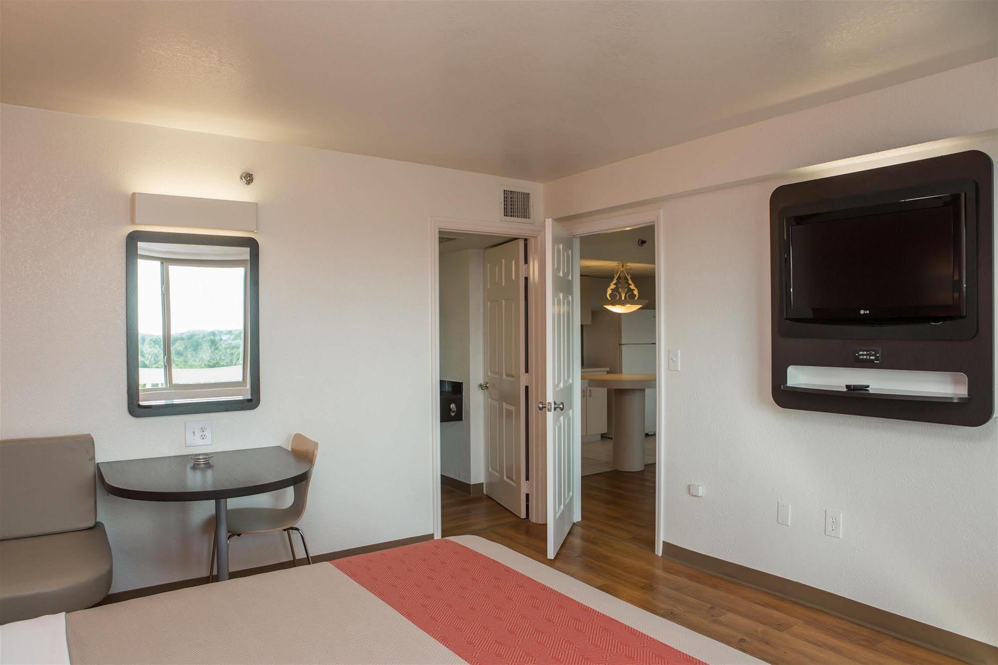 Motel 6-Cutler Bay, Fl المظهر الخارجي الصورة