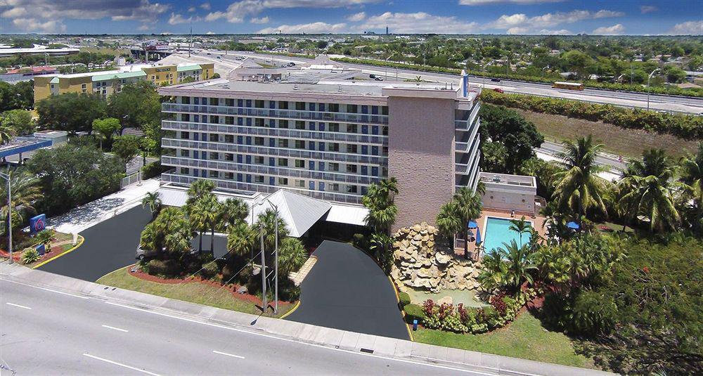 Motel 6-Cutler Bay, Fl المظهر الخارجي الصورة